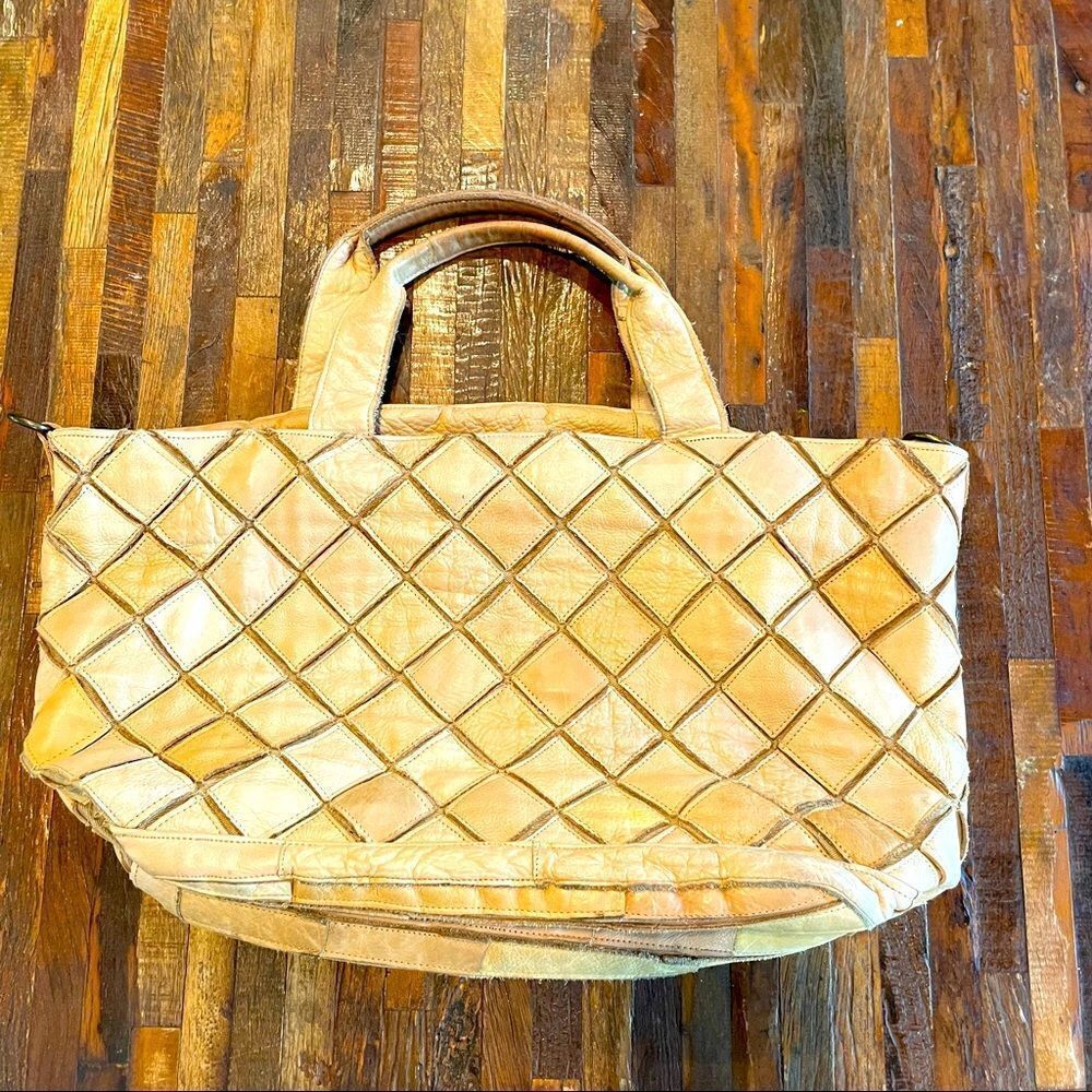 Elegant Quilted Tan Shoulder Bag